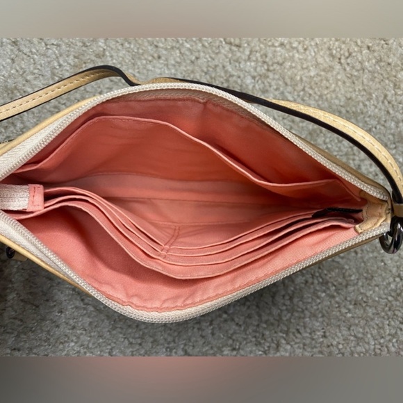 Coach Y2K Vintage Signature Pouch Beige Mini Purse Wristlet - Picture 5 of 5